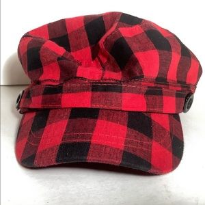 Red black hat D & Y